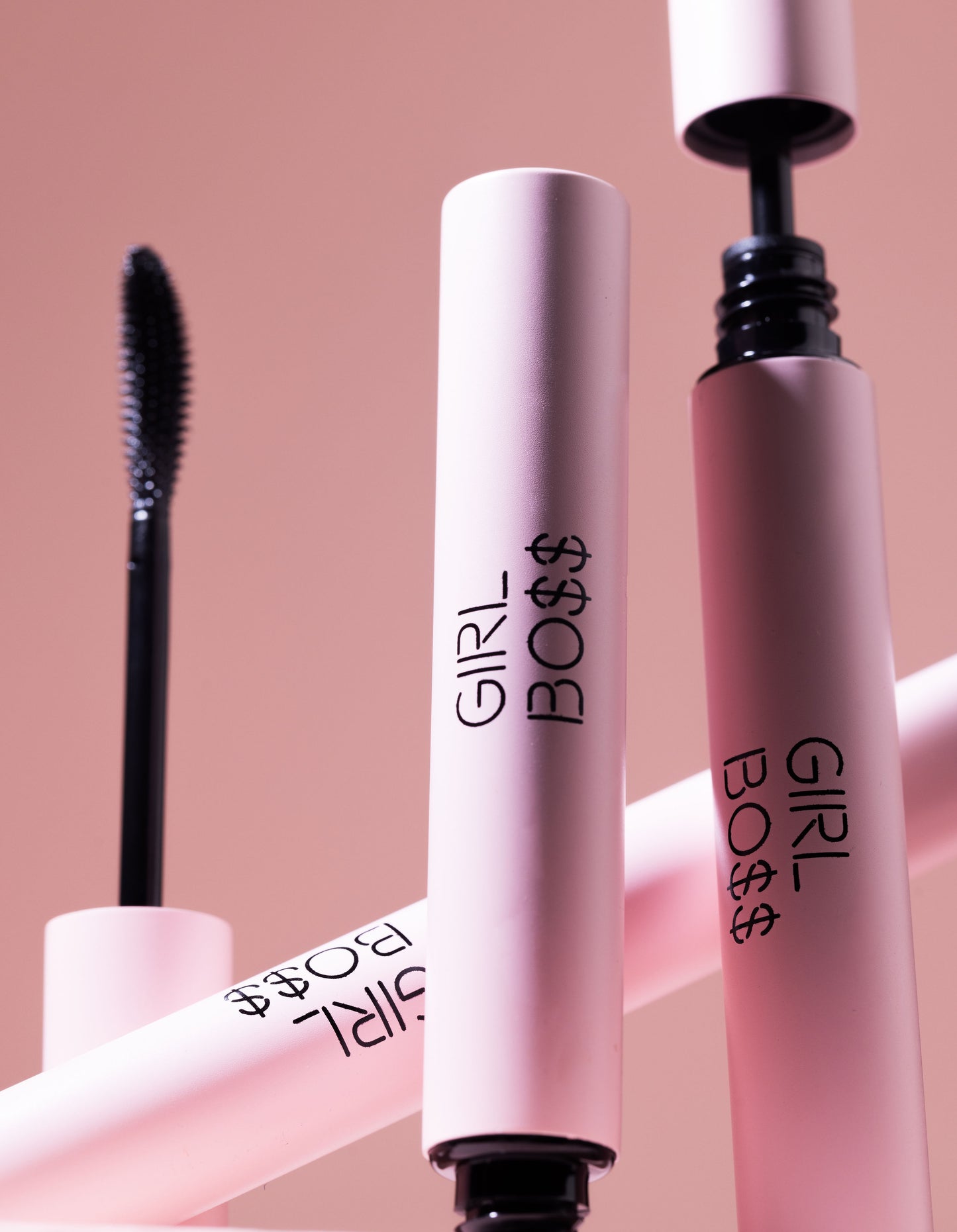 Girlboss mega volume mascara