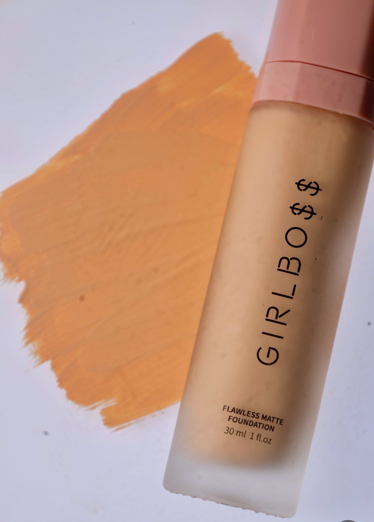 GIRLBOSS FLAWLESS FOUNDATION