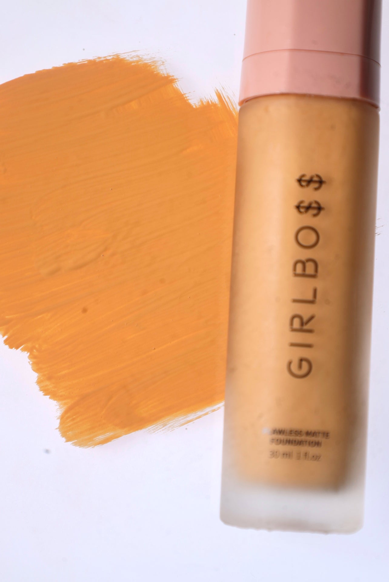 GIRLBOSS FLAWLESS FOUNDATION