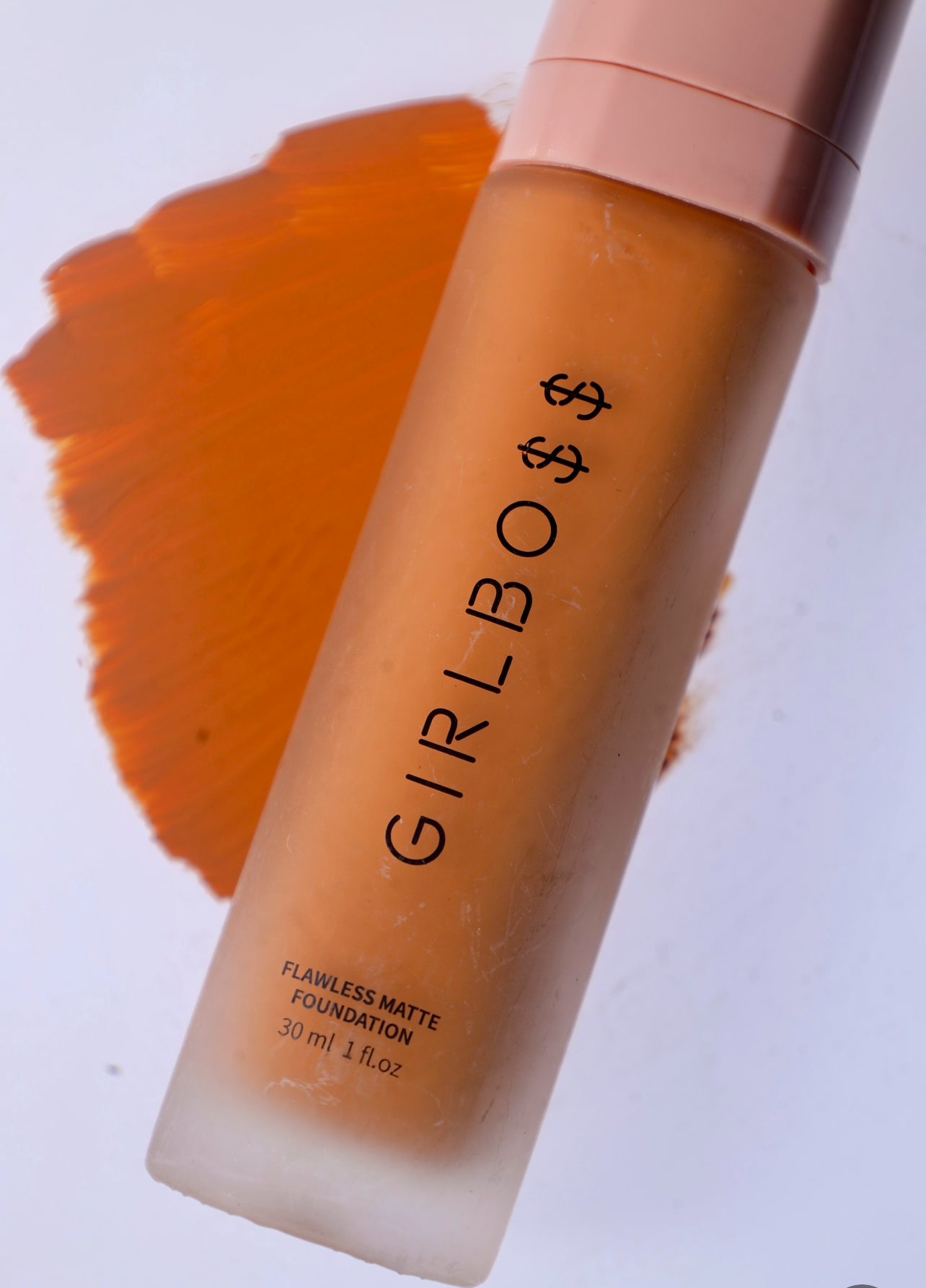 GIRLBOSS FLAWLESS FOUNDATION