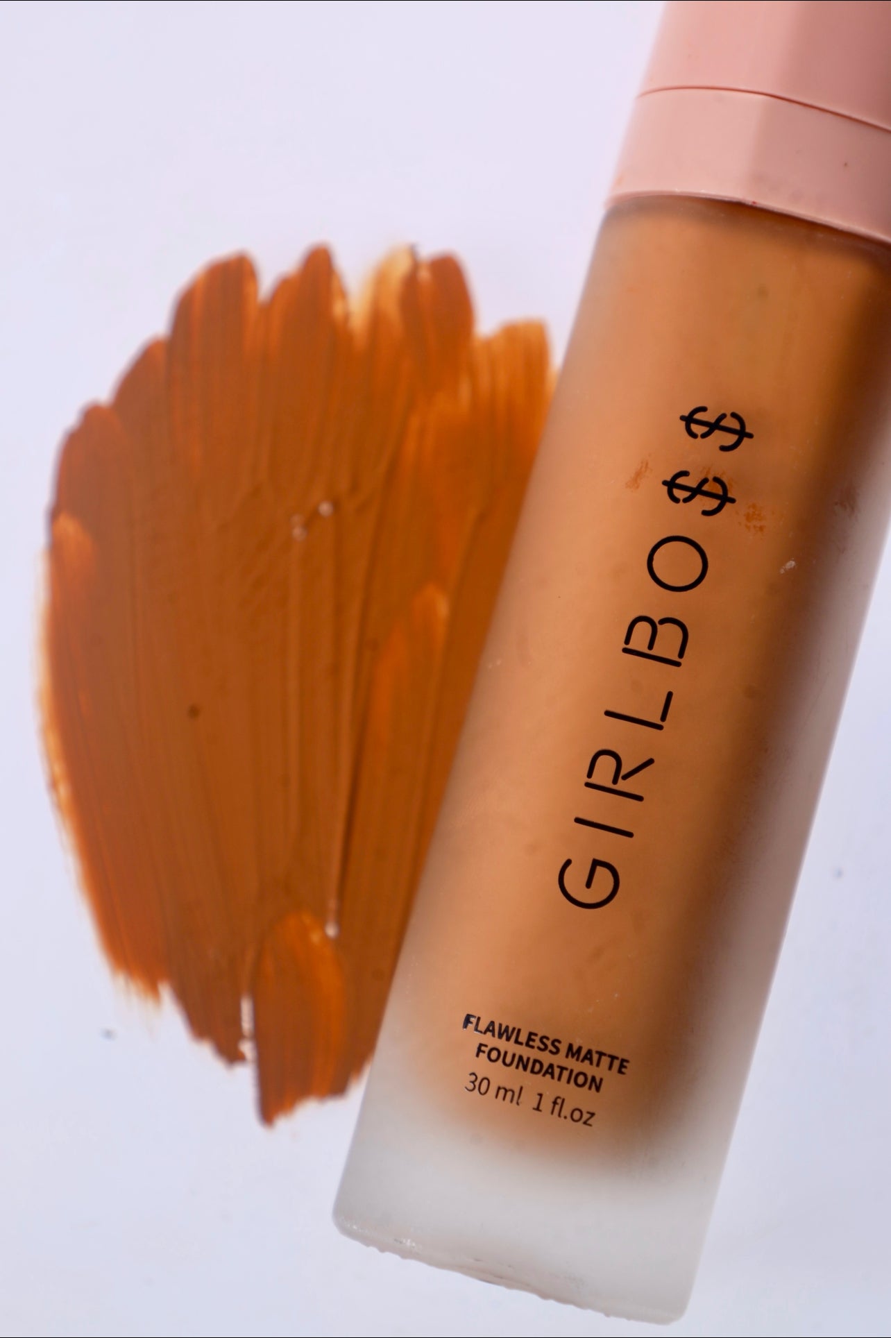 GIRLBOSS FLAWLESS FOUNDATION