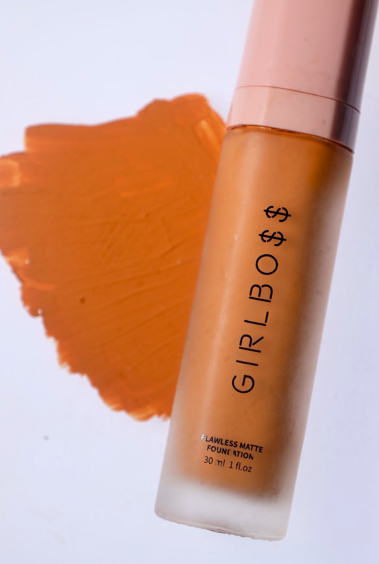 GIRLBOSS FLAWLESS FOUNDATION
