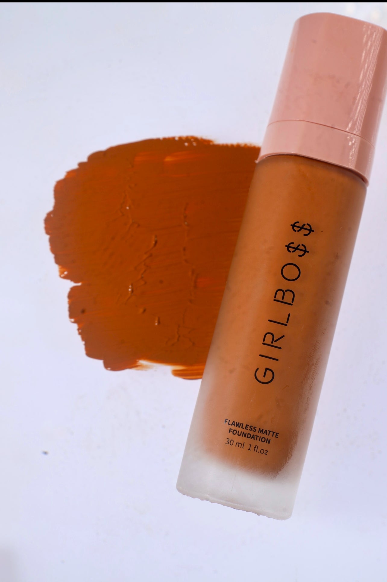 GIRLBOSS FLAWLESS FOUNDATION