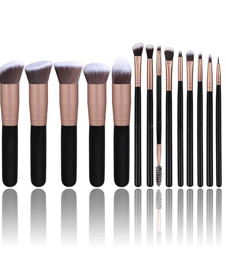 TOOOLS AND BRUSHES