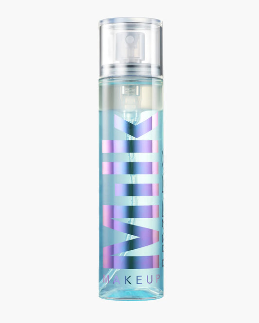 Milk Makeup Hydro Grip Hydrating Setting Spray
12-hour dewy setting spray 100ml