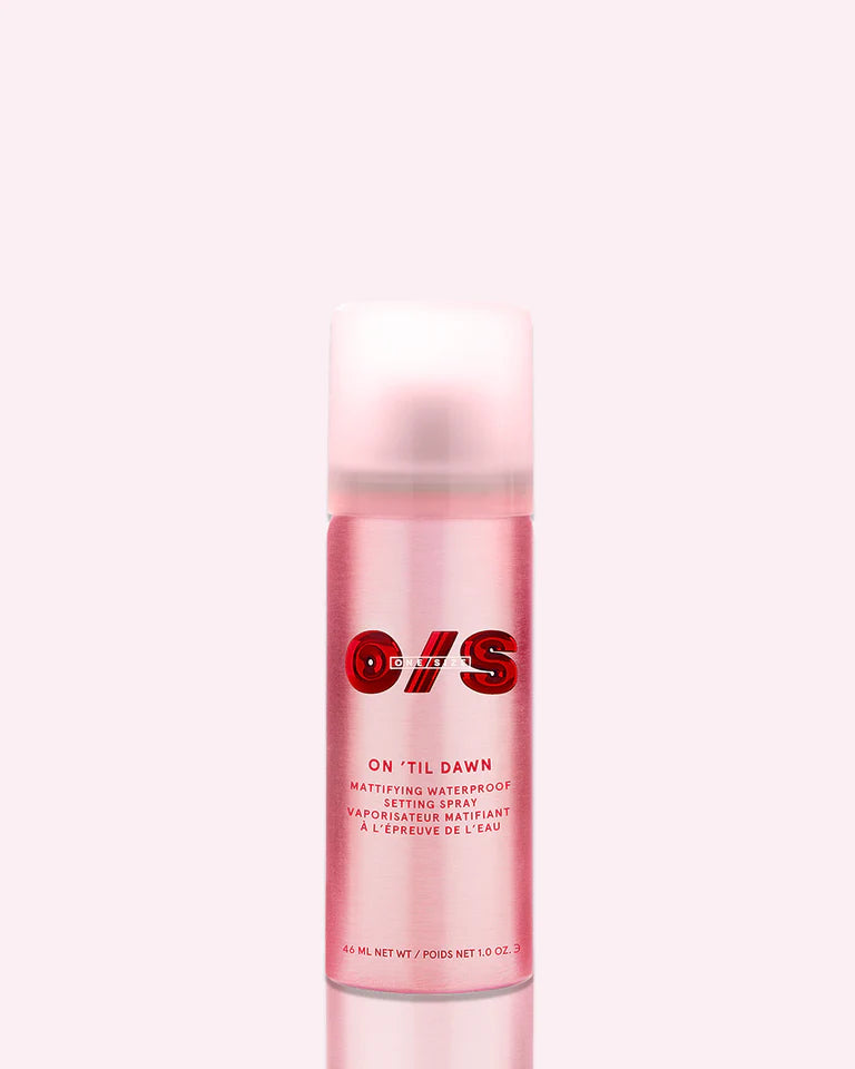 One size ON 'TIL DAWN
MATTIFYING WATERPROOF SETTING SPRAY TRAVEL-SIZED