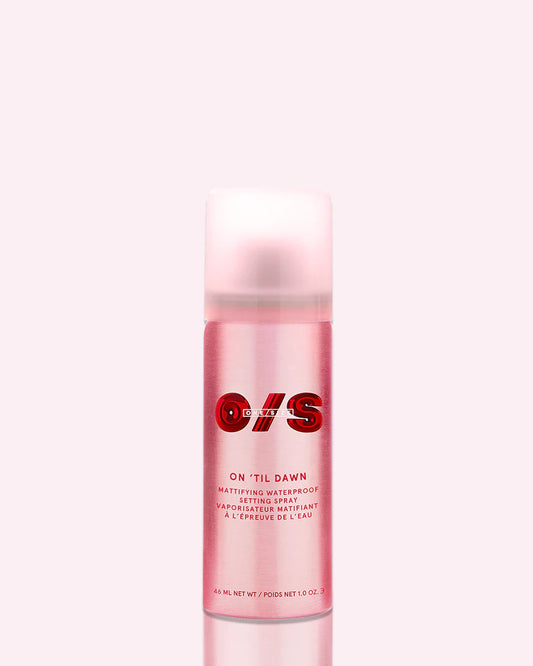One size ON 'TIL DAWN
MATTIFYING WATERPROOF SETTING SPRAY TRAVEL-SIZED
